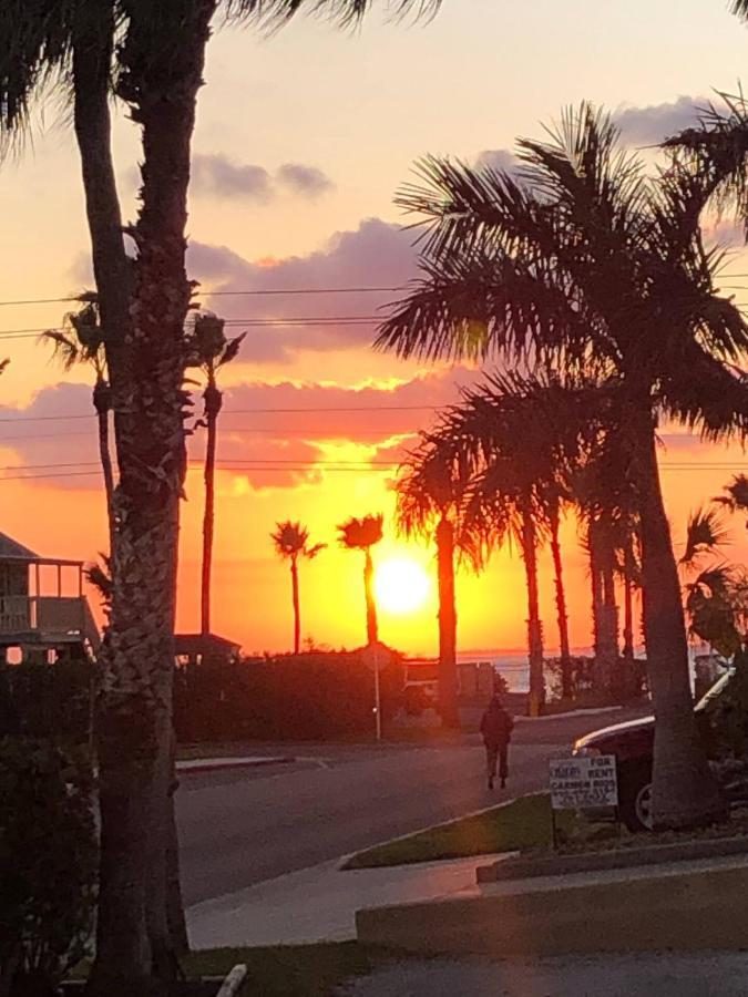 Cozy & Spacious Condo 10Min Walk To Beach South Padre Island Esterno foto