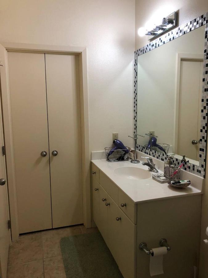 Cozy & Spacious Condo 10Min Walk To Beach South Padre Island Esterno foto